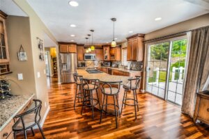 Read more about the article Market Data Breakdown: Comparing Downtown Savannah’s 10-Year Property Appreciation Against National Averages