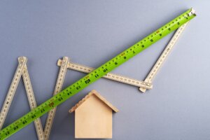Read more about the article Discount Broker vs. Traditional Agent: A Head-to-Head Service Comparison