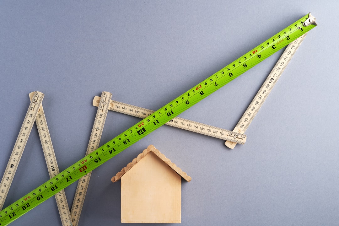 You are currently viewing Discount Broker vs. Traditional Agent: A Head-to-Head Service Comparison